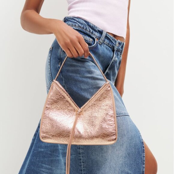 NWT Reformation Medium Chiara Convertible Bag in Gold/Champagne Crinkle Patent - Picture 1 of 13